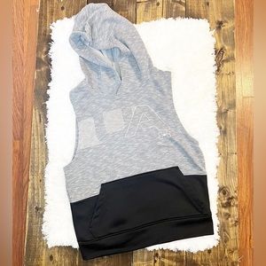 Under Armour Boys XS Athletic Hooded Light Vest Grey/Black
